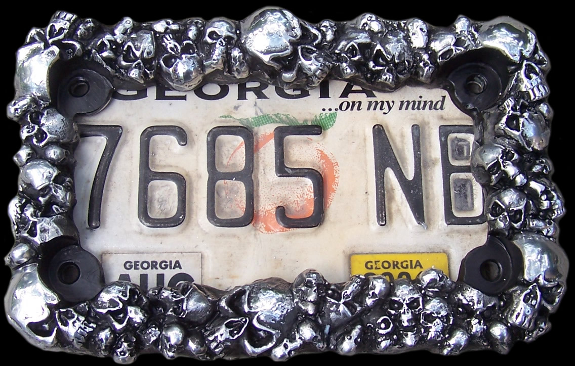 NEW SKULL LICENSE FRAME 2009